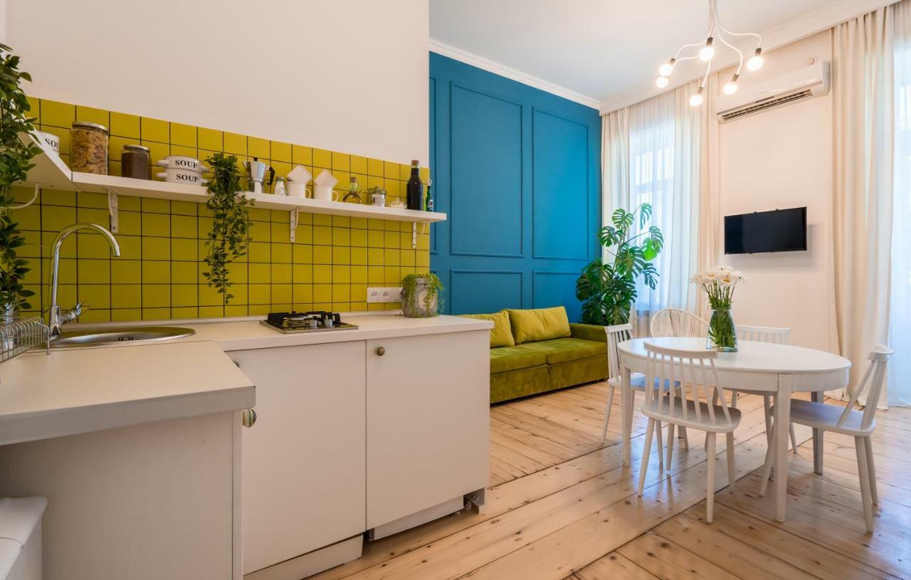 Irina'S Cozy Apartment #20 Tbiliszi Kültér fotó