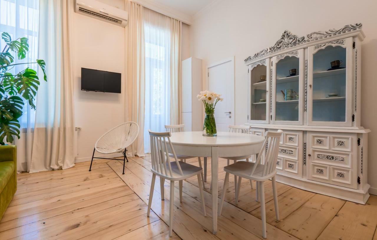 Irina'S Cozy Apartment #20 Tbiliszi Kültér fotó